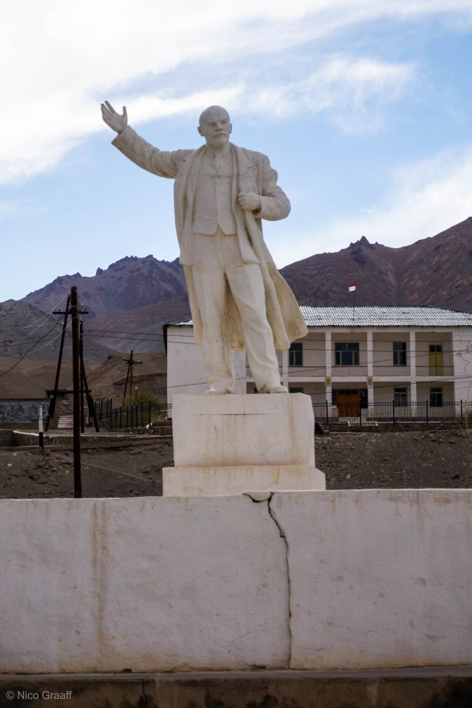 Lenin Statue in Murghab